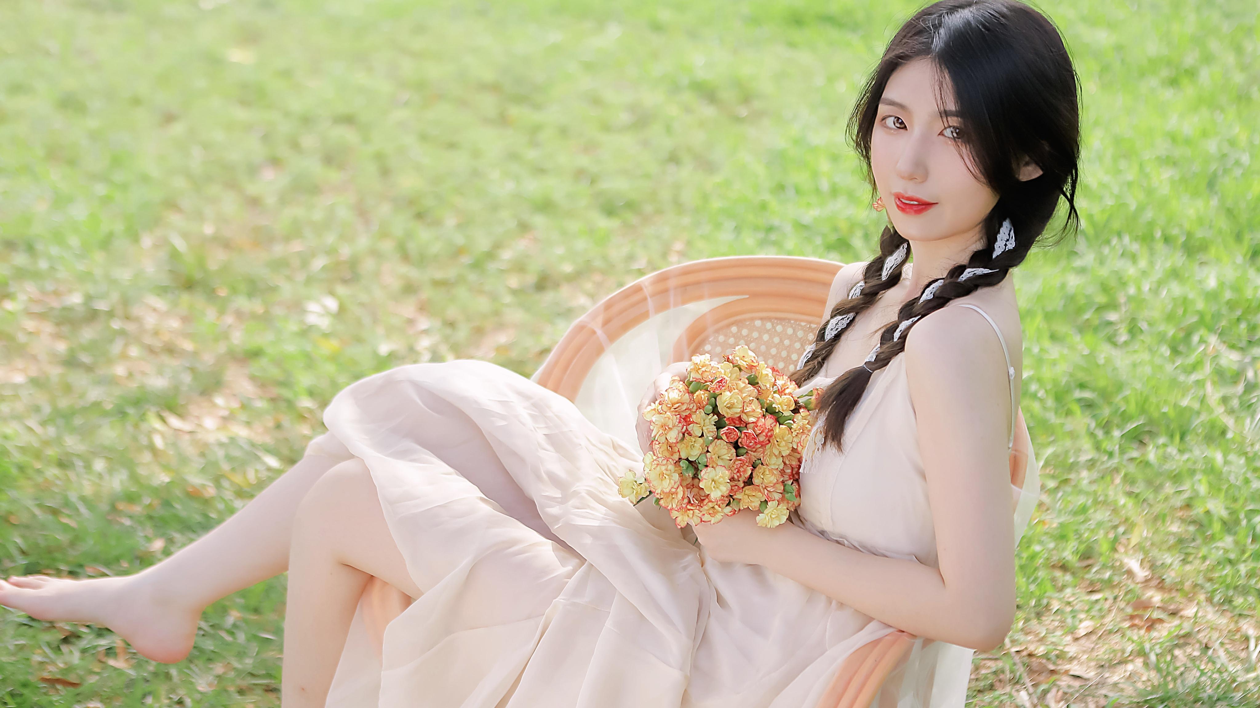 卖手链、发绳……轻轻创业的年轻人把生意做“小”